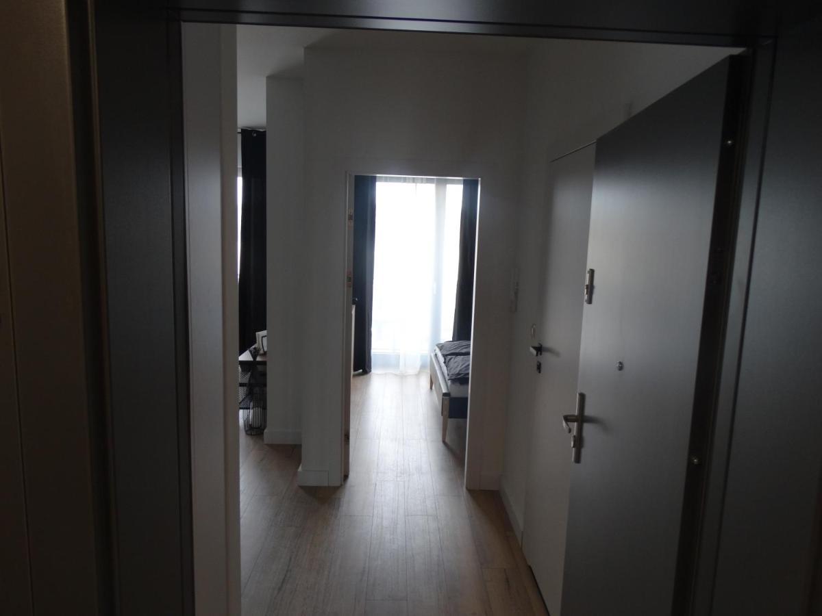 Black&White Apartment Bis - Male Garbary 8 Poznaň Exteriér fotografie